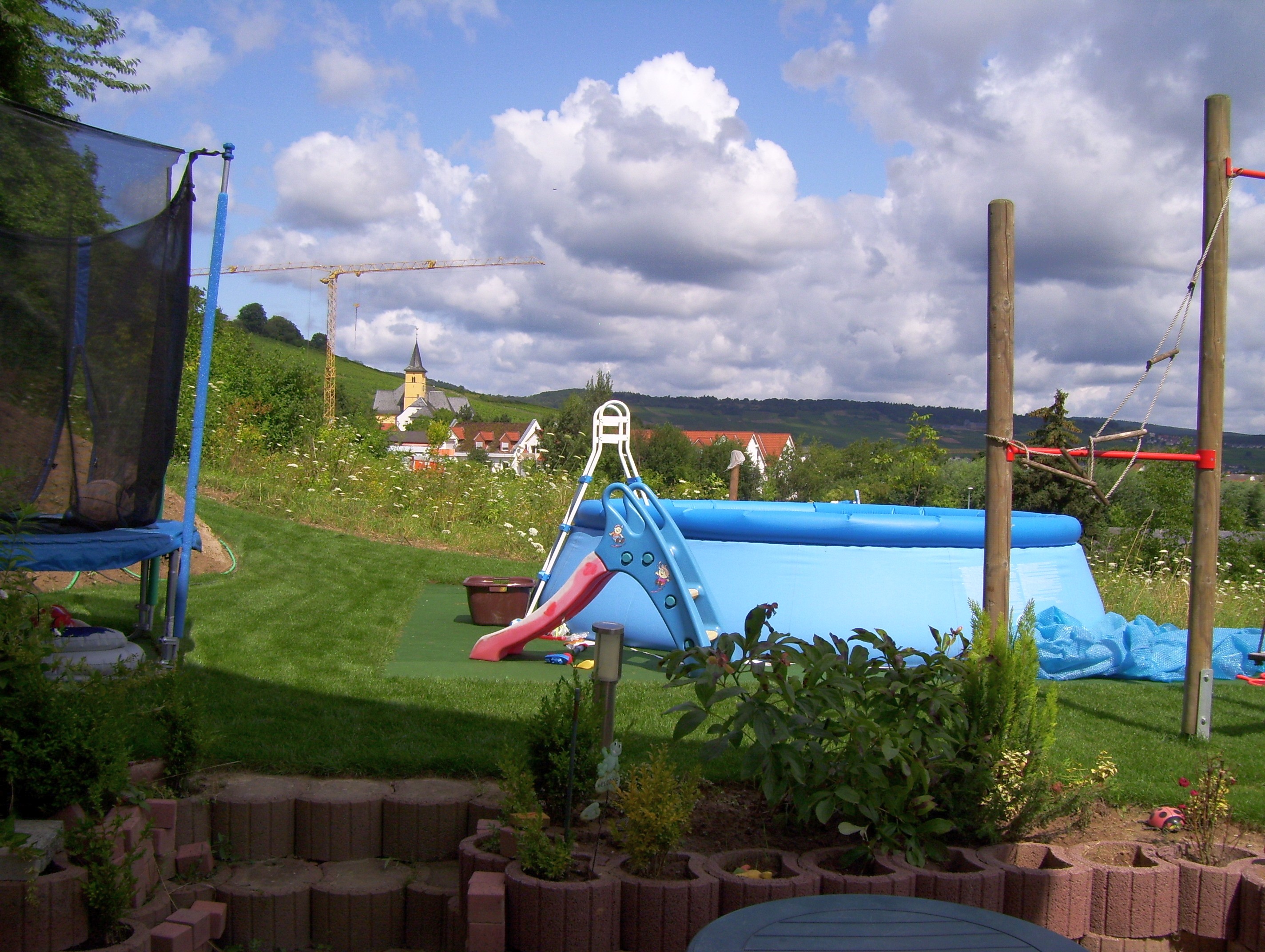 Tramolin, Pool und Spielger�te